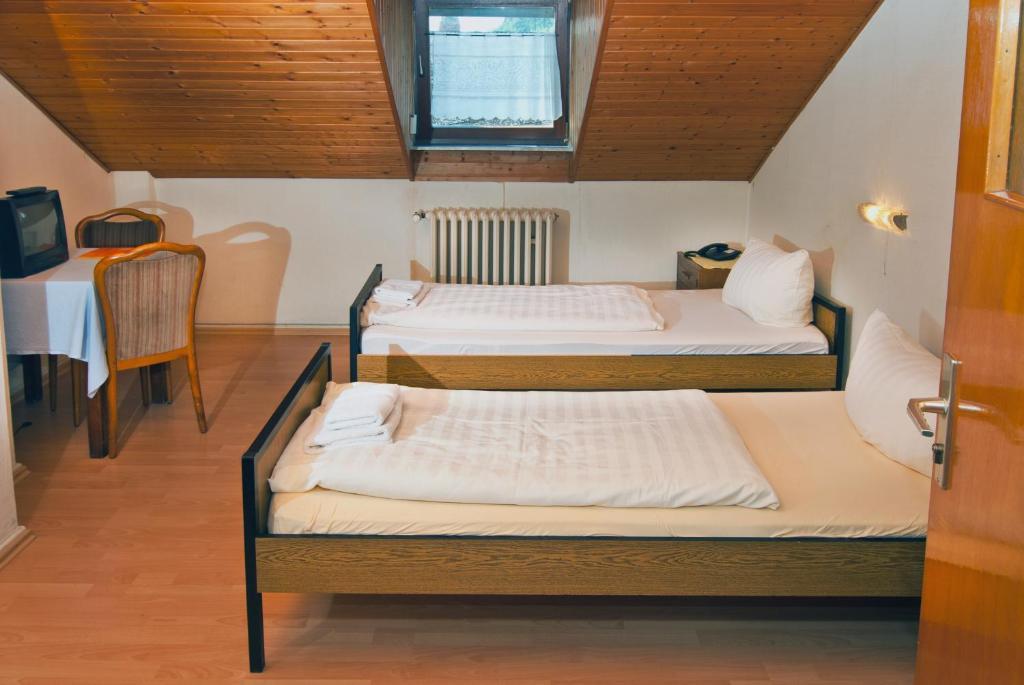 Hotel Kugel Trier Rum bild
